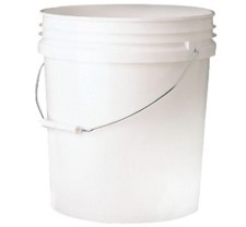 Buckets for chemical packaging photo