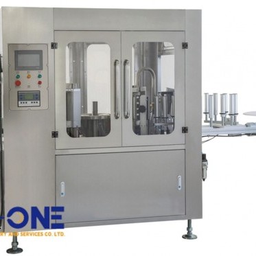 Labelling machine photo