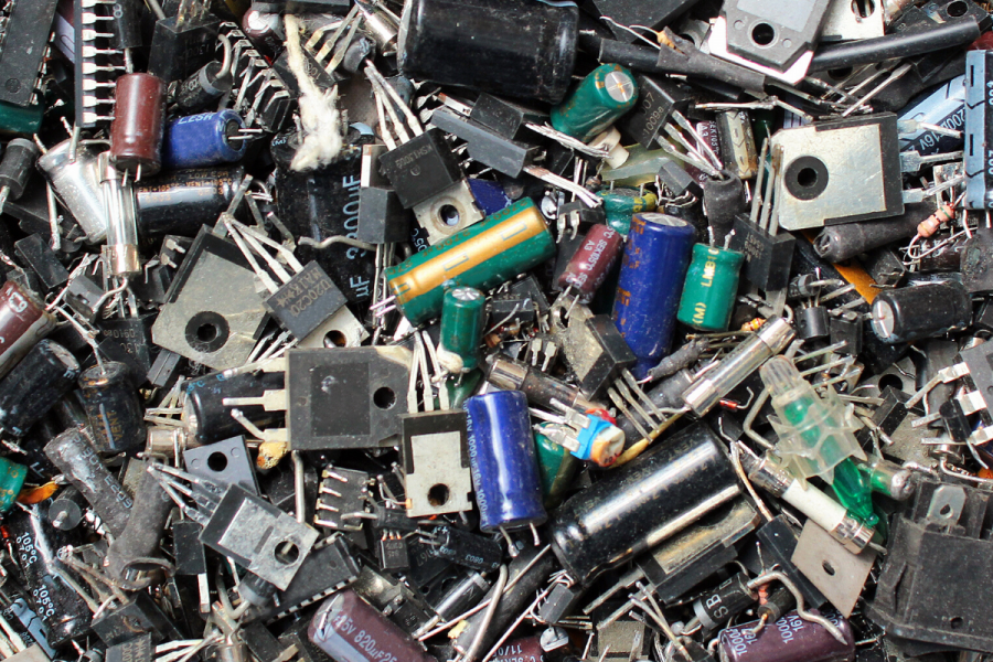 NIGERIA’S E-WASTE MOUNTAIN image