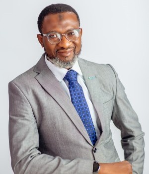 Bola Oniyide photo
