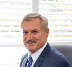 Prof Pierre Pienaar photo