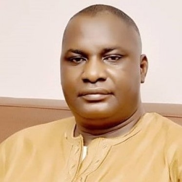 Dr Don Tawo